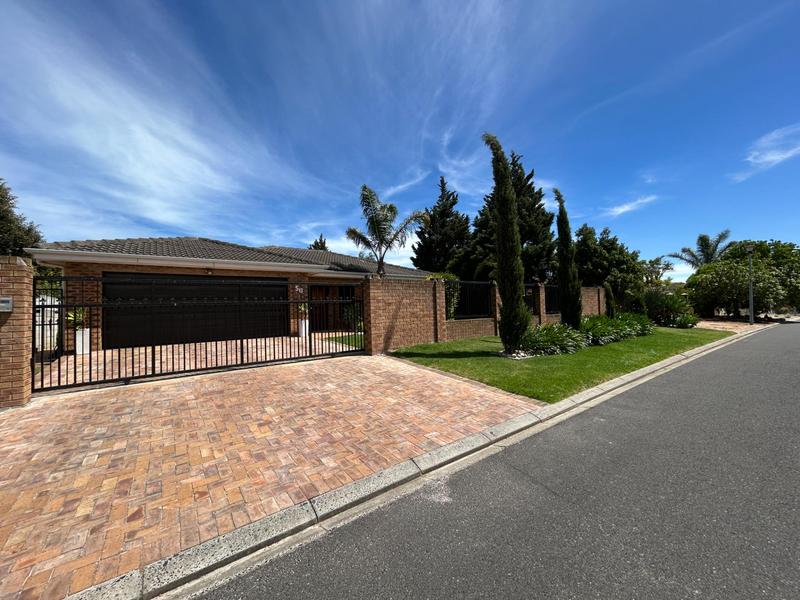 To Let 4 Bedroom Property for Rent in D